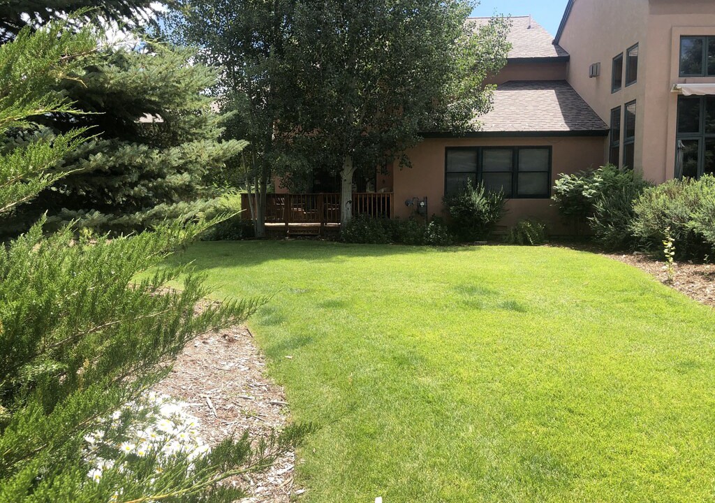 Photo of Buildings in Dalton Ranch