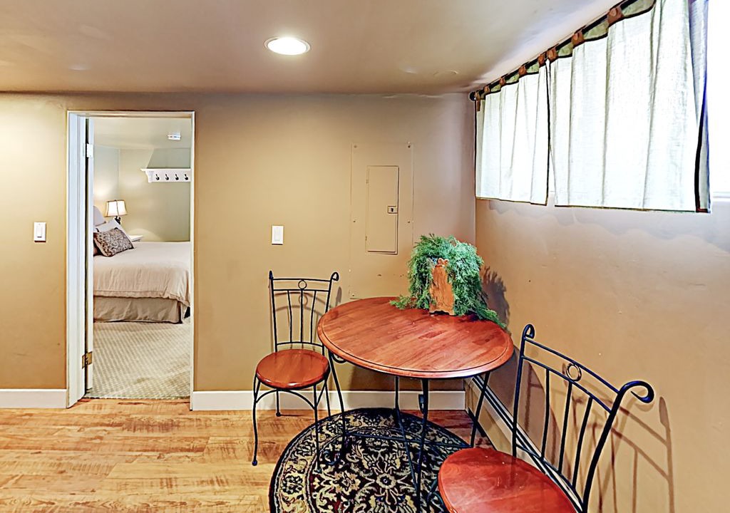 Photo of Livingroom in Intermountain