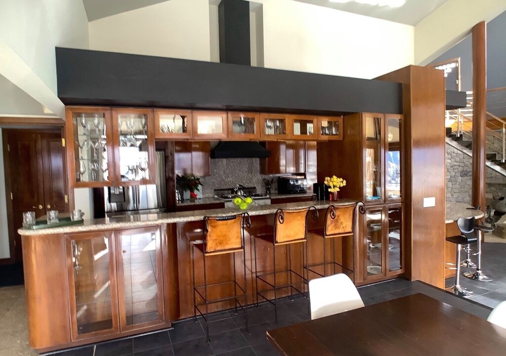 Photo of Kitchen in Red Mountain