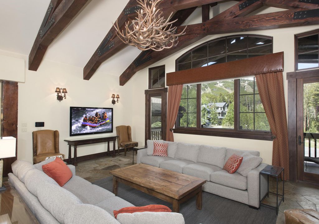 Photo of Livingroom in Boulder Ridge