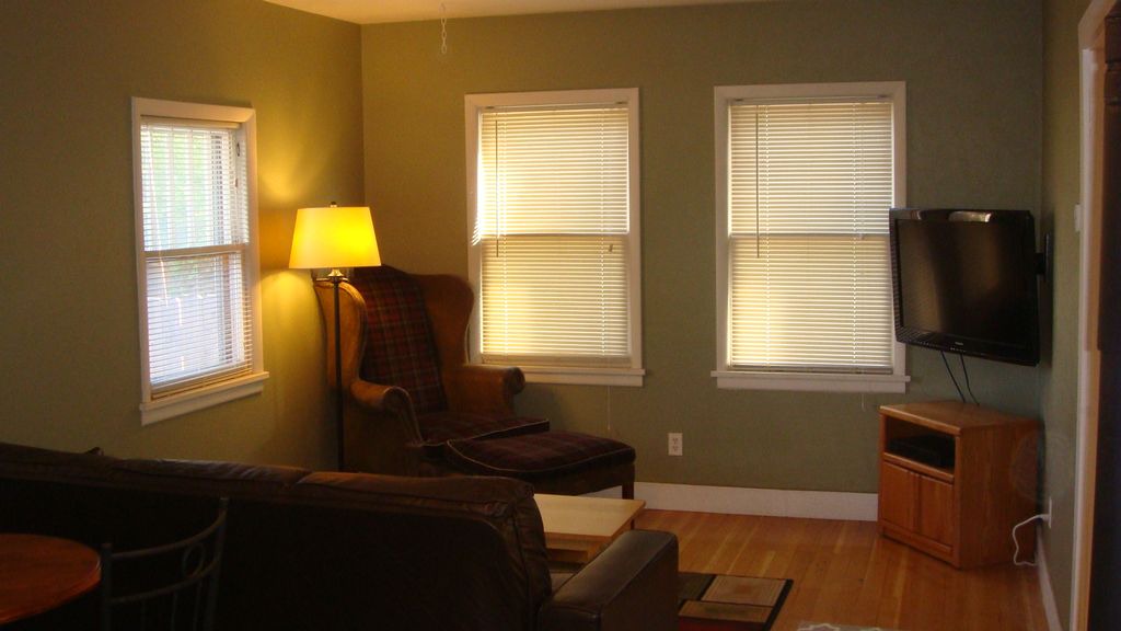 Photo of Livingroom in Whittier