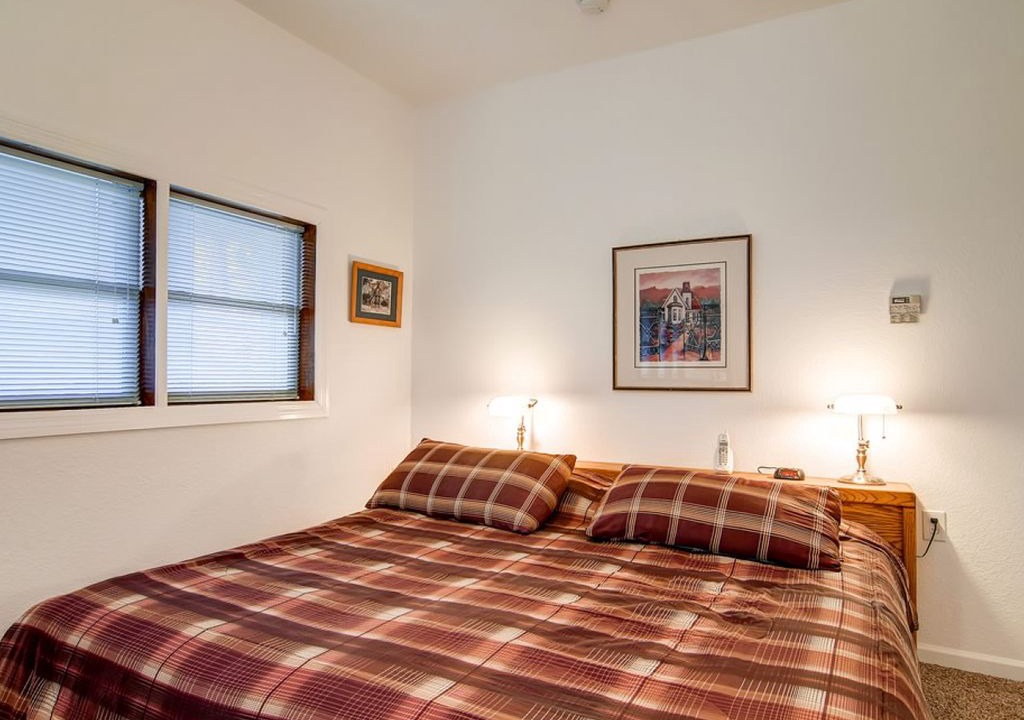 Photo of Bedroom in Warrior's Mark West