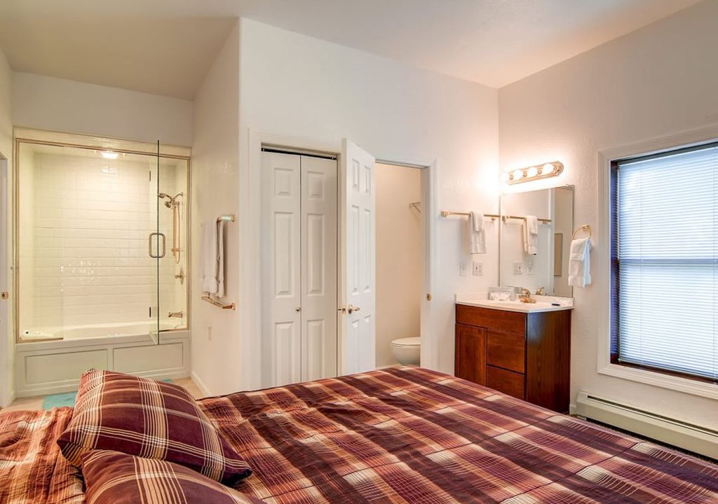 Photo of Bedroom in Warrior's Mark West