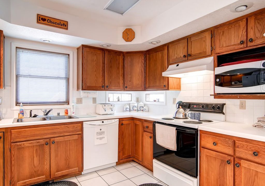 Photo of Kitchen in Warrior's Mark West