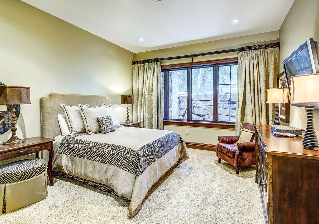 Photo of Bedroom in Village Walk