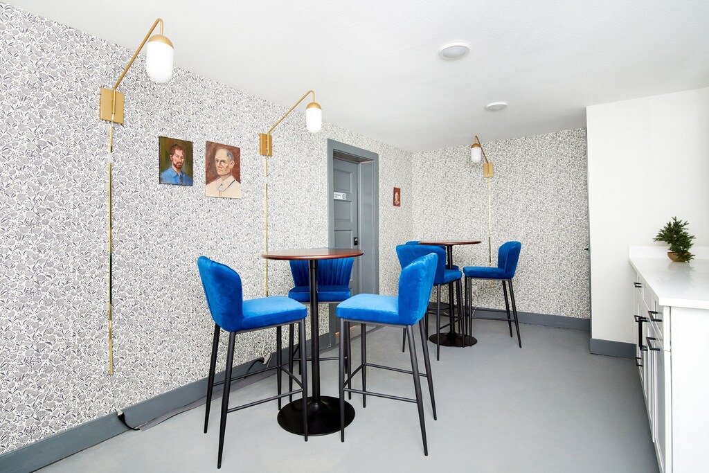 Photo of Livingroom in Uptown