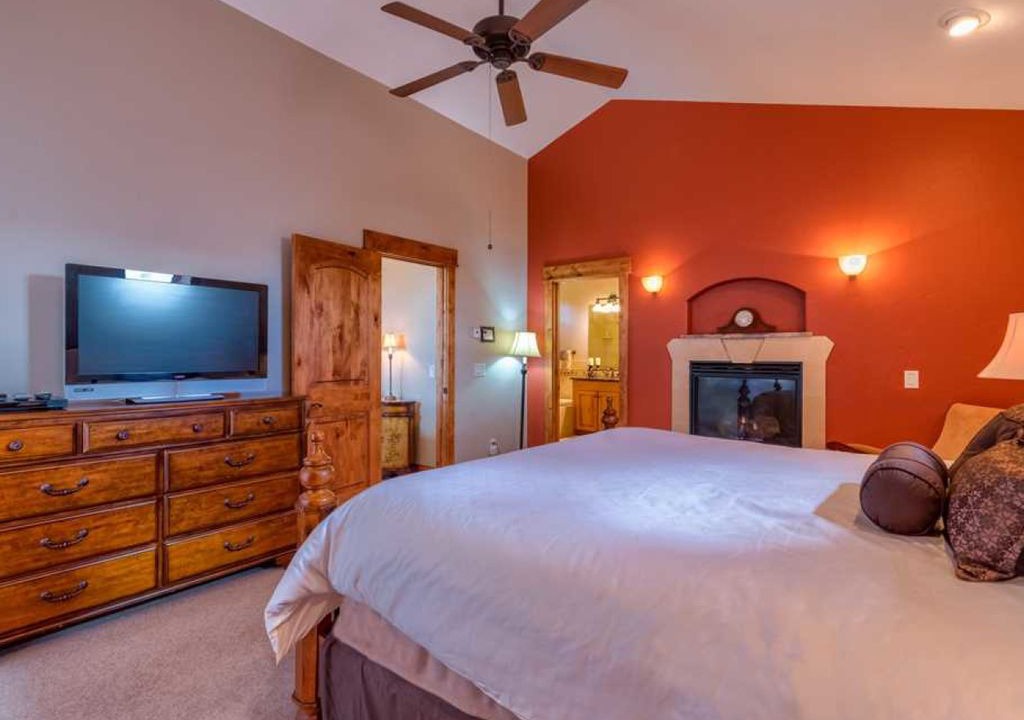 Photo of Bedroom in Woodmoor