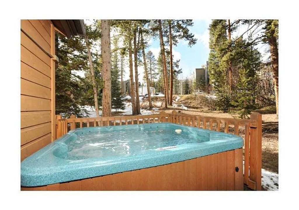 Photo of Outdoor in Park Forest Estates
