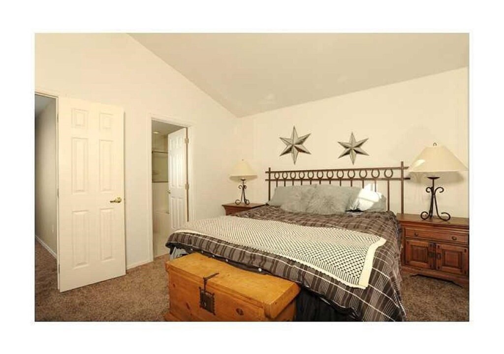 Photo of Bedroom in Park Forest Estates