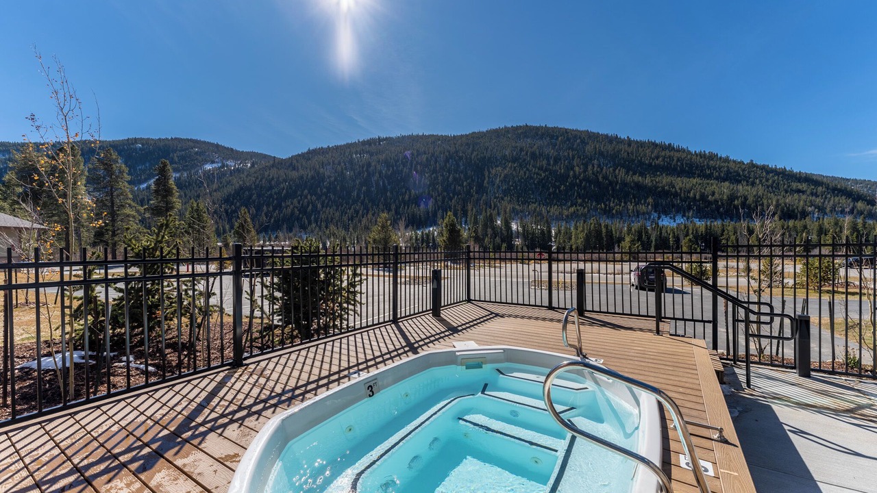 Photo of Outdoor in Lakeside Village