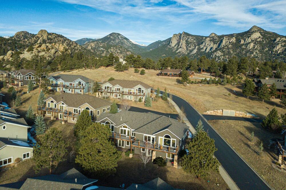 Photo of Outdoor in Stanley Hills
