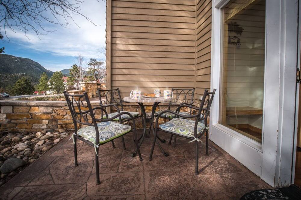 Photo of Patio Balcony in Stanley Hills