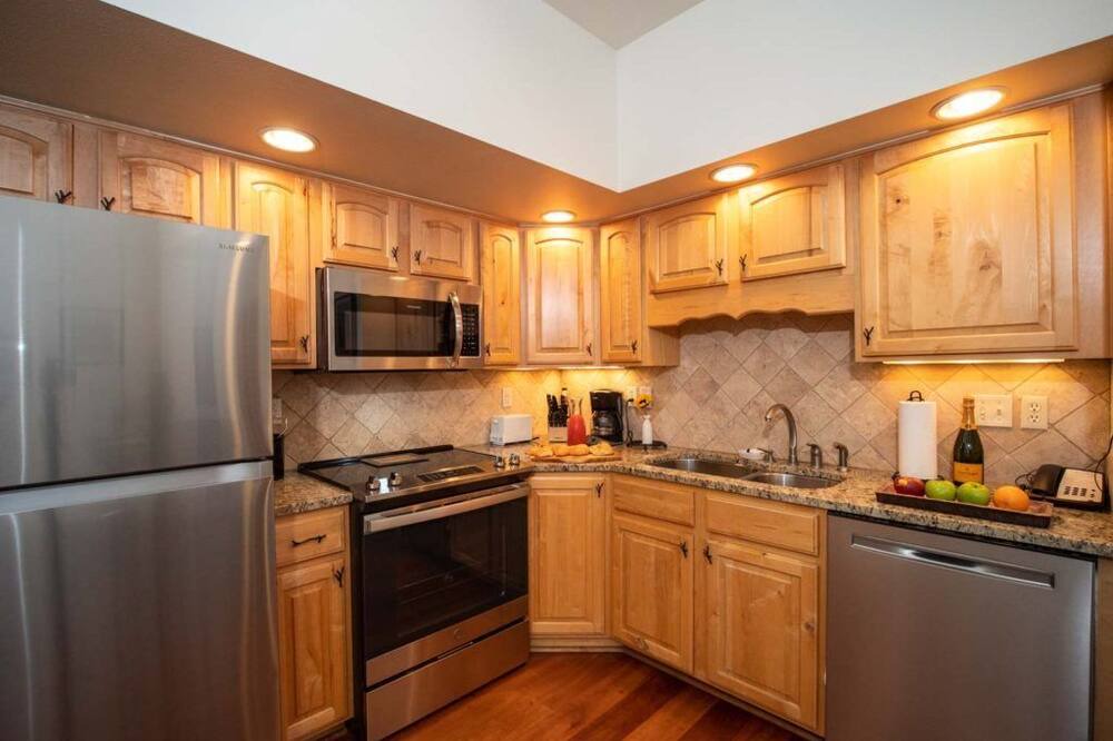 Photo of Kitchen in Stanley Hills