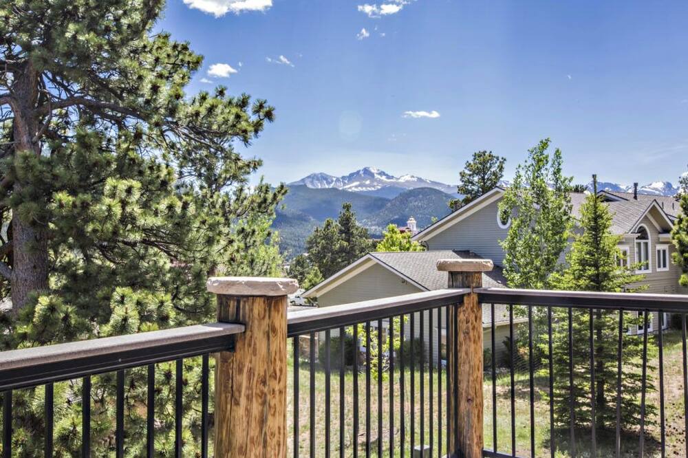 Photo of Patio Balcony in Stanley Hills