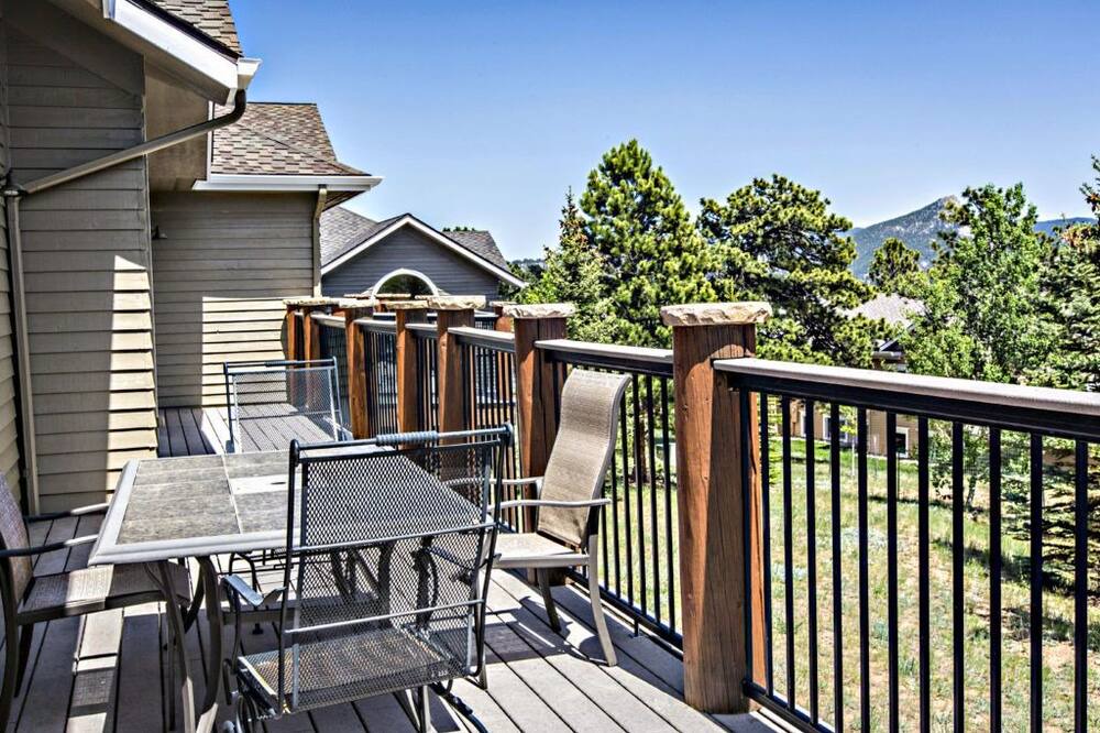 Photo of Patio Balcony in Stanley Hills