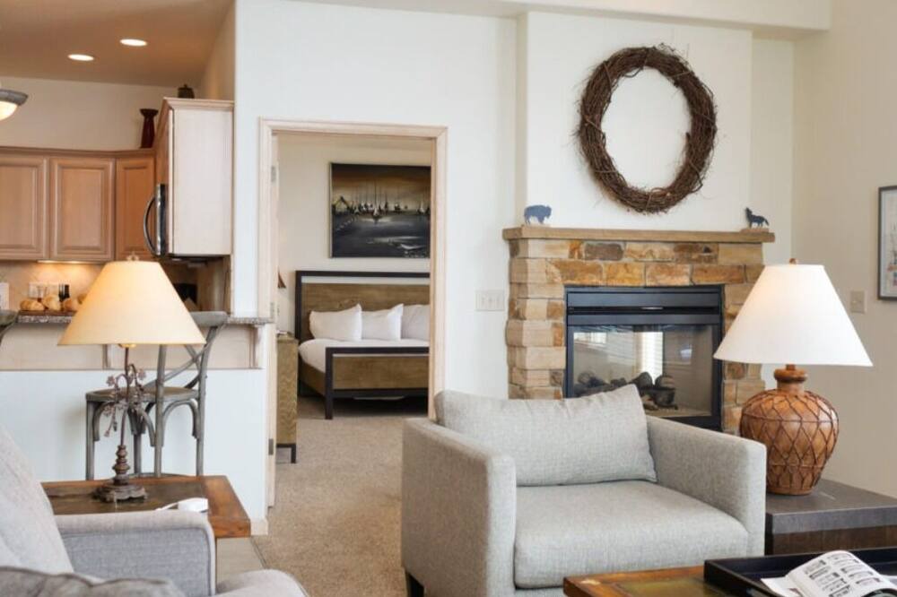 Photo of Livingroom in Stanley Hills