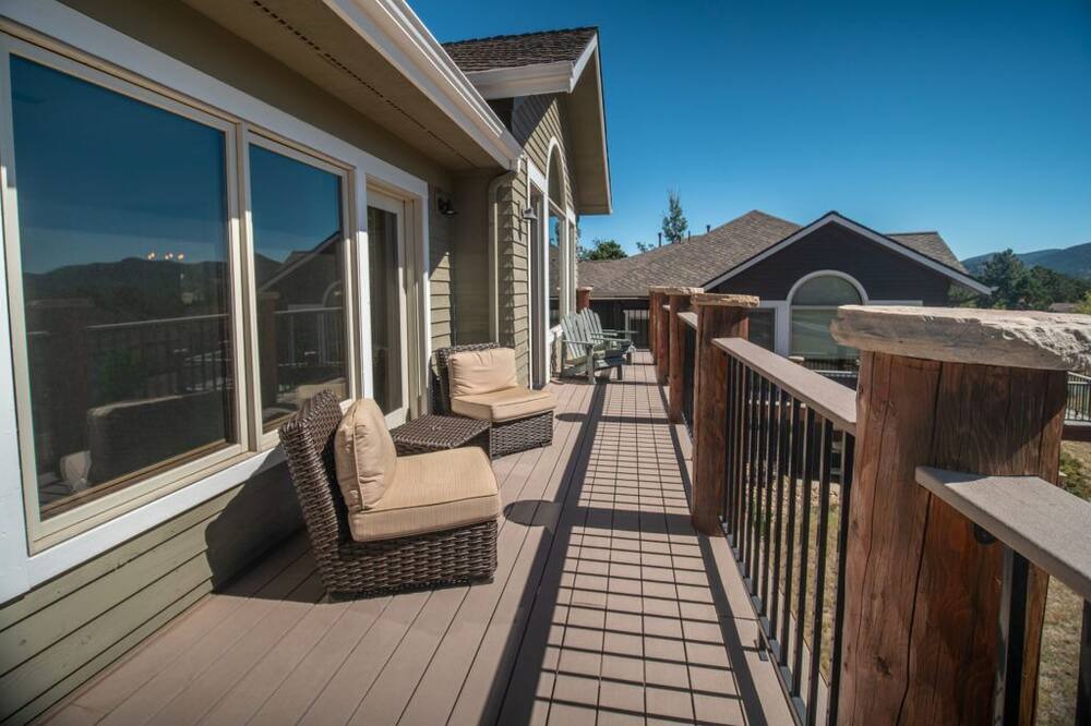 Photo of Patio Balcony in Stanley Hills