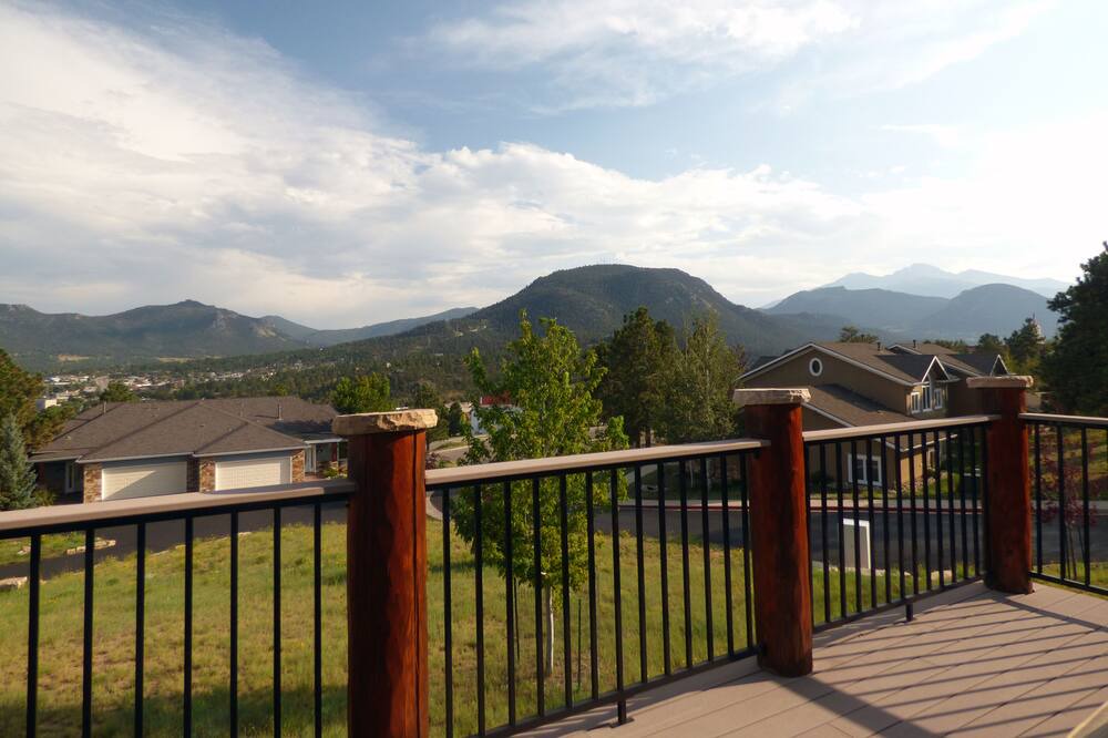 Photo of Patio Balcony in Stanley Hills