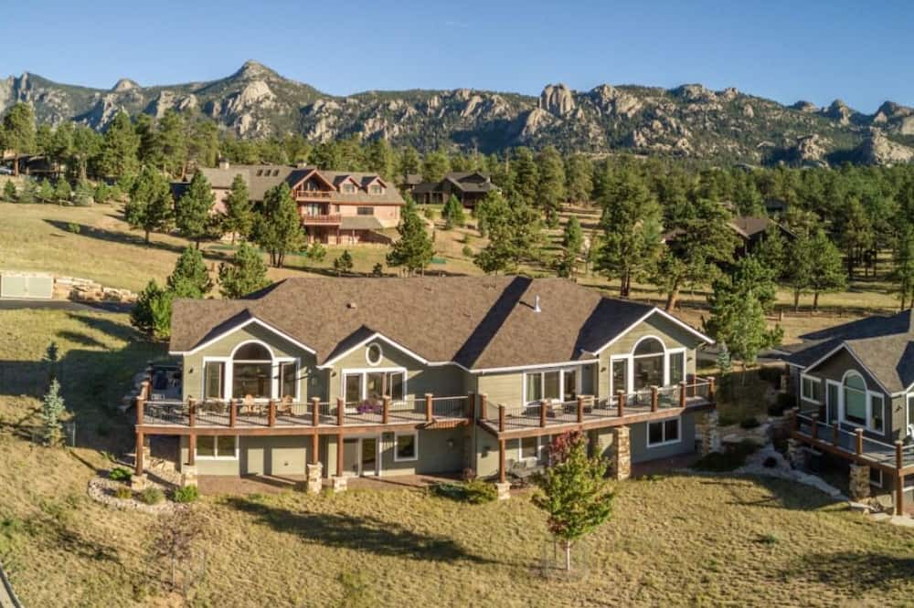 Photo of Outdoor in Stanley Hills