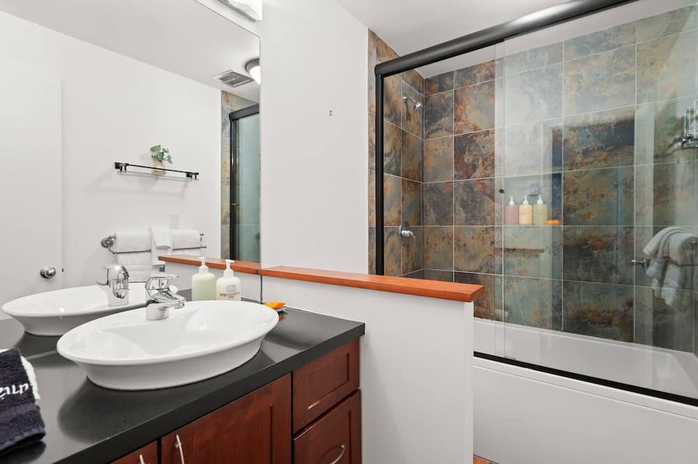 Photo of Bathroom in Aspen