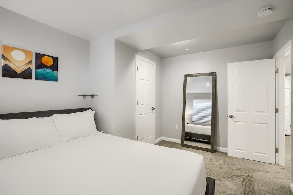 Photo of Bedroom in Green Valley Ranch