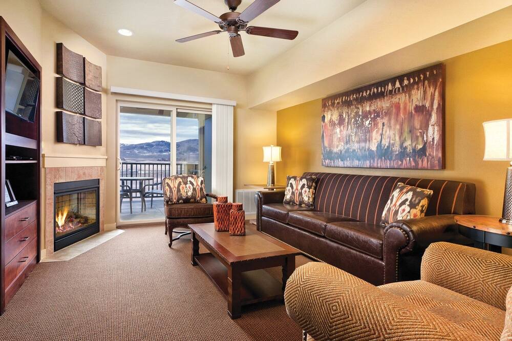 Photo of Livingroom in Grand Elk Ranch