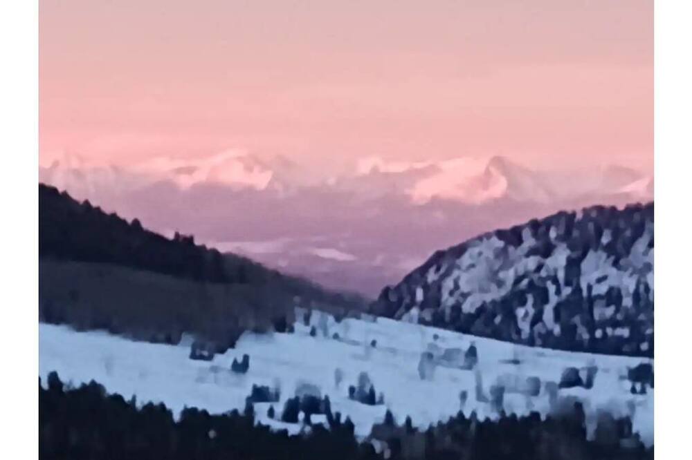 Photo of Others in Victor