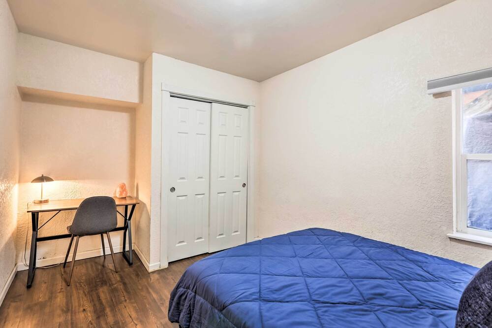 Photo of Bedroom in Lincoln Park