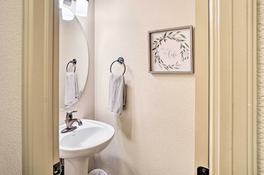 Photo of Bathroom in Skyway