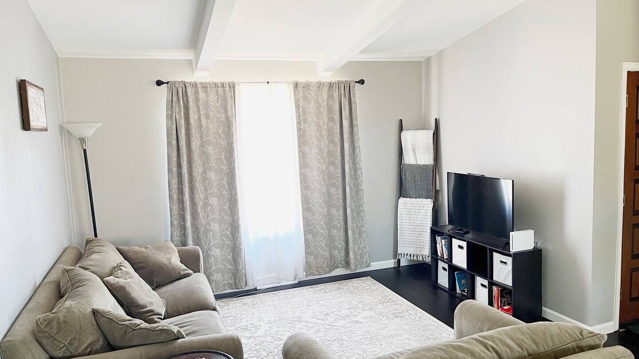 Photo of Livingroom in Lakewood