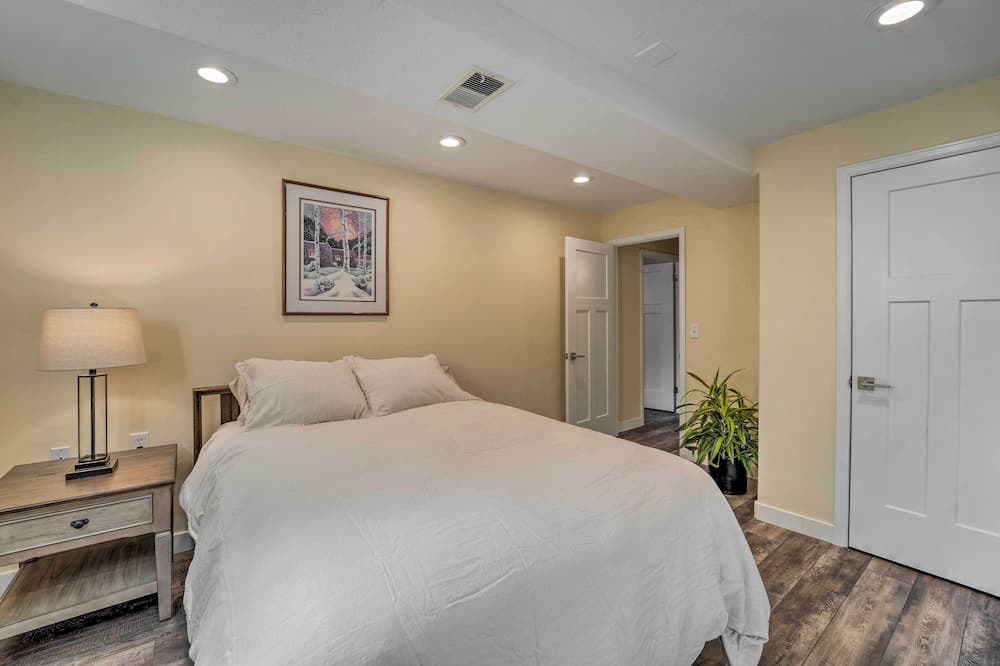 Photo of Bedroom in Allendale Area