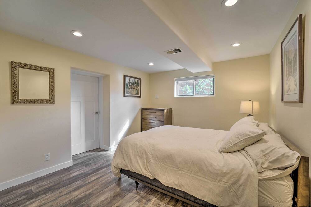Photo of Bedroom in Allendale Area