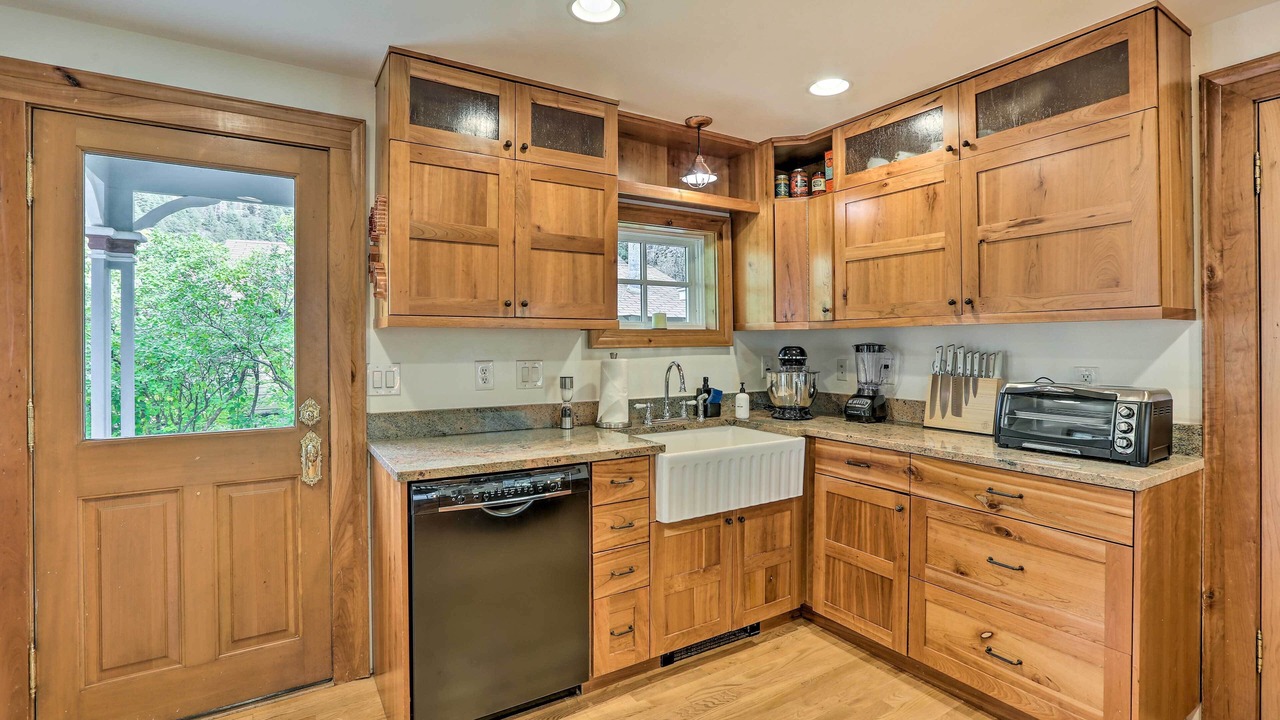 Photo of Kitchen in Central City