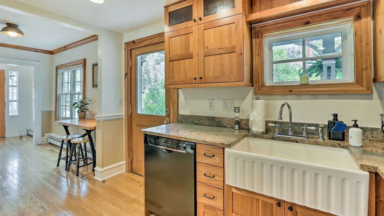 Photo of Kitchen in Central City