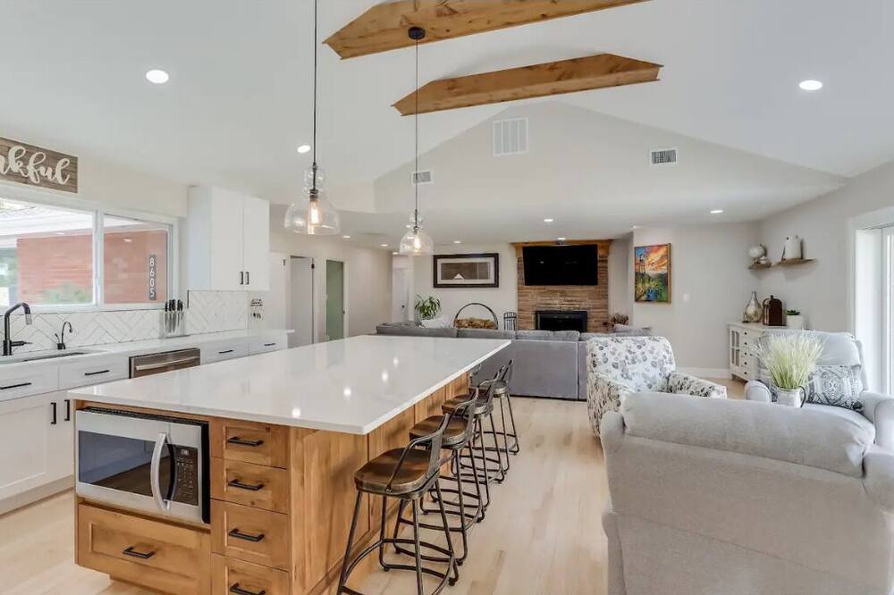 Photo of Kitchen in Arvada Plaza Area