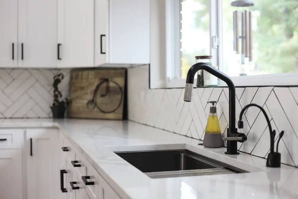 Photo of Kitchen in Arvada Plaza Area