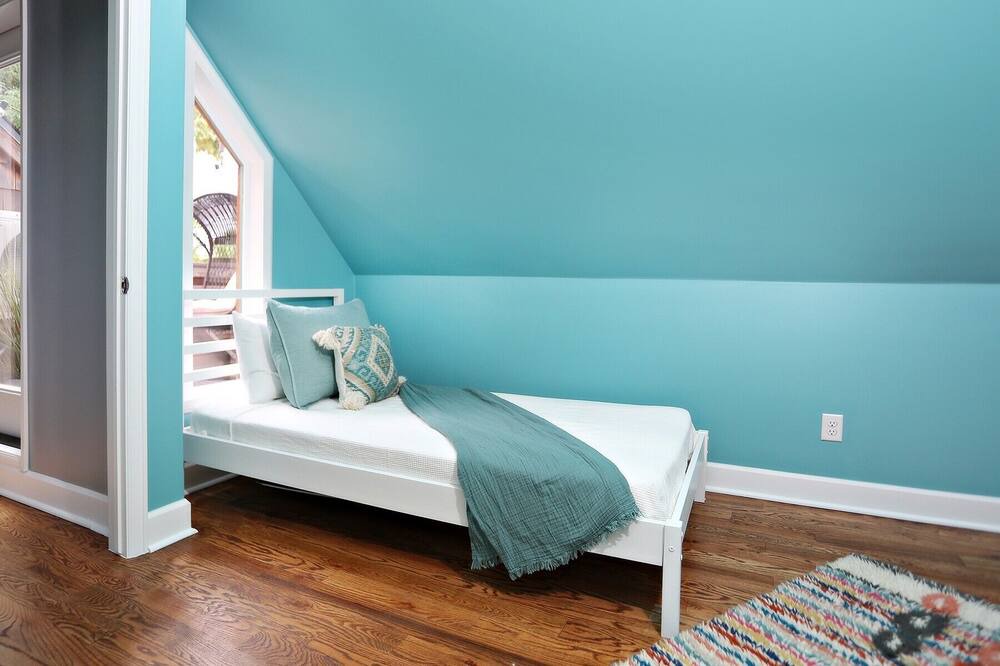 Photo of Bedroom in Sloan Lake