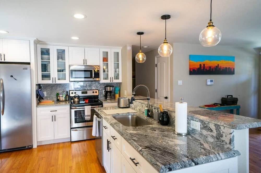 Photo of Kitchen in Alta Vista Area