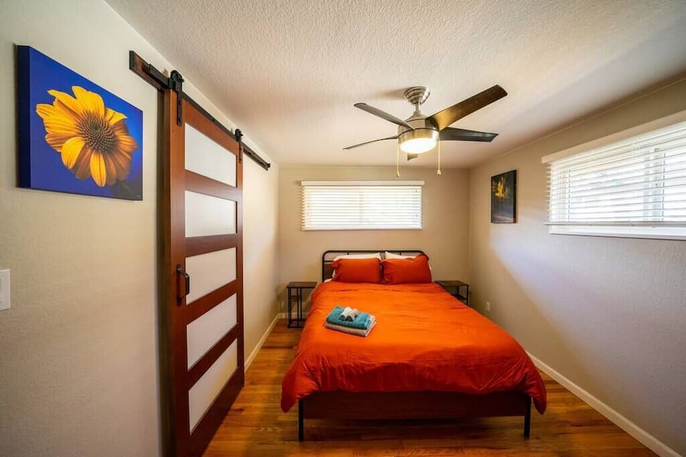 Photo of Bedroom in Alta Vista Area