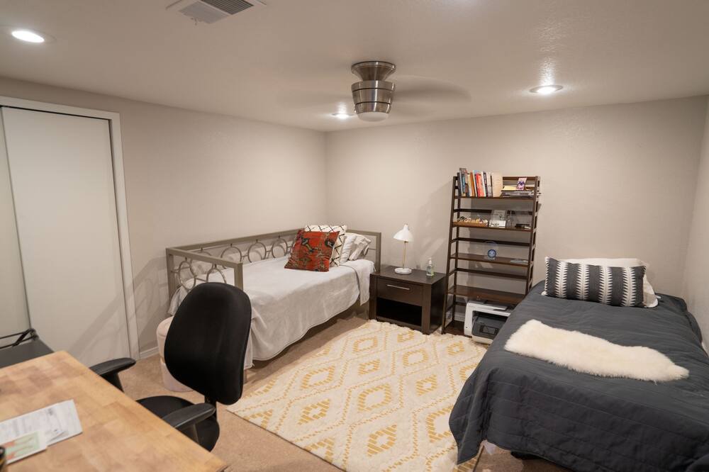 Photo of Bedroom in Golden