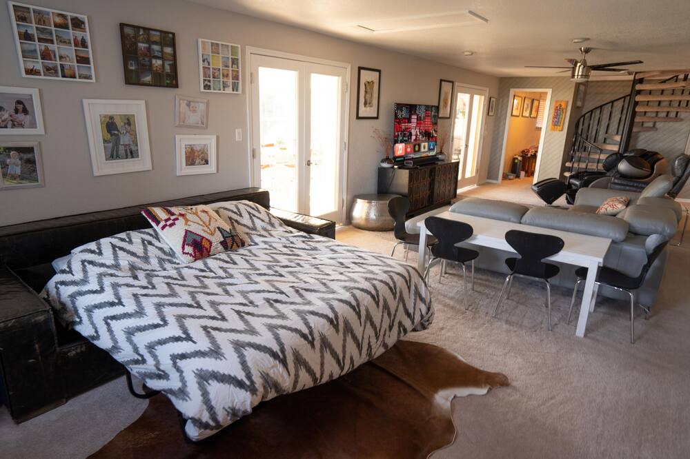 Photo of Bedroom in Golden