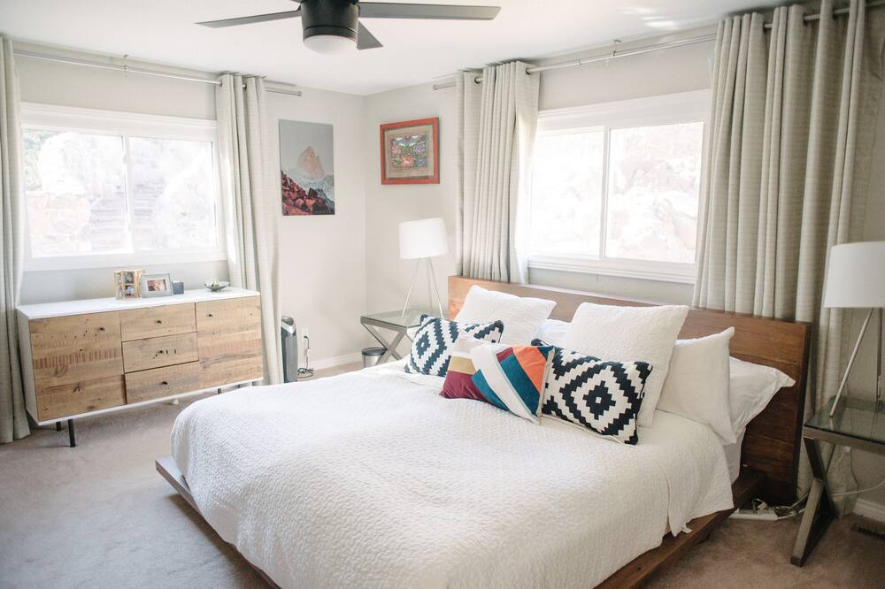 Photo of Bedroom in Golden