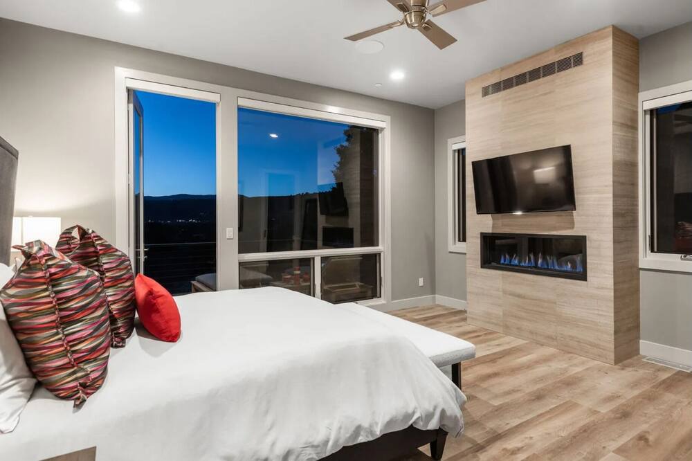 Photo of Bedroom in Aspen Glen