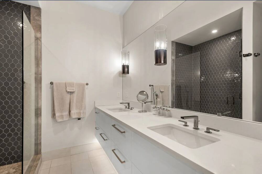 Photo of Bathroom in Aspen Glen