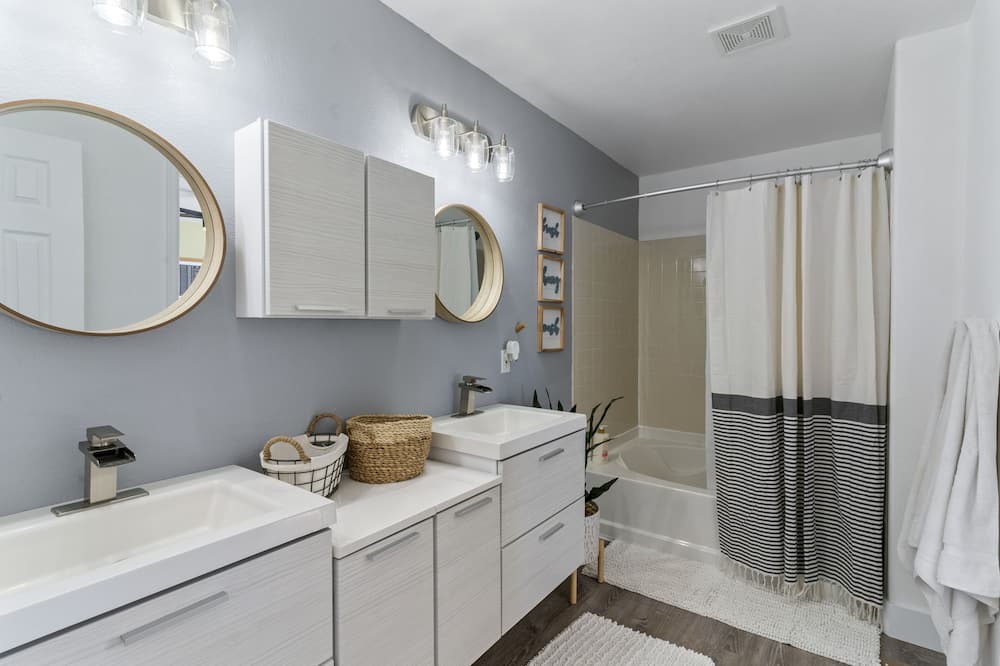 Photo of Bathroom in Falcon Hills