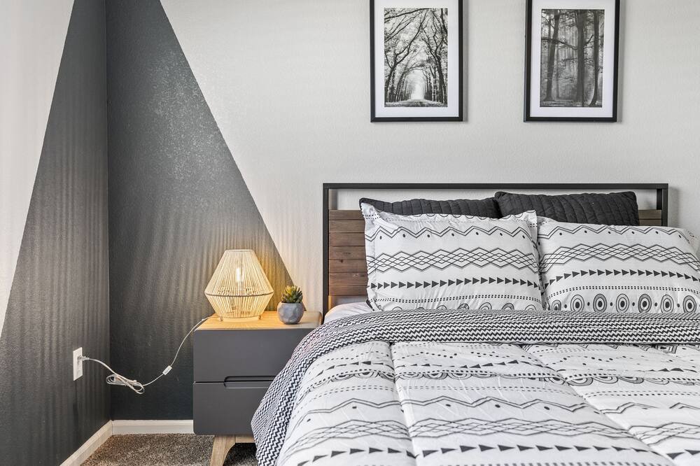 Photo of Bedroom in Falcon Hills