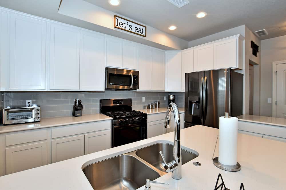 Photo of Kitchen in Windsor