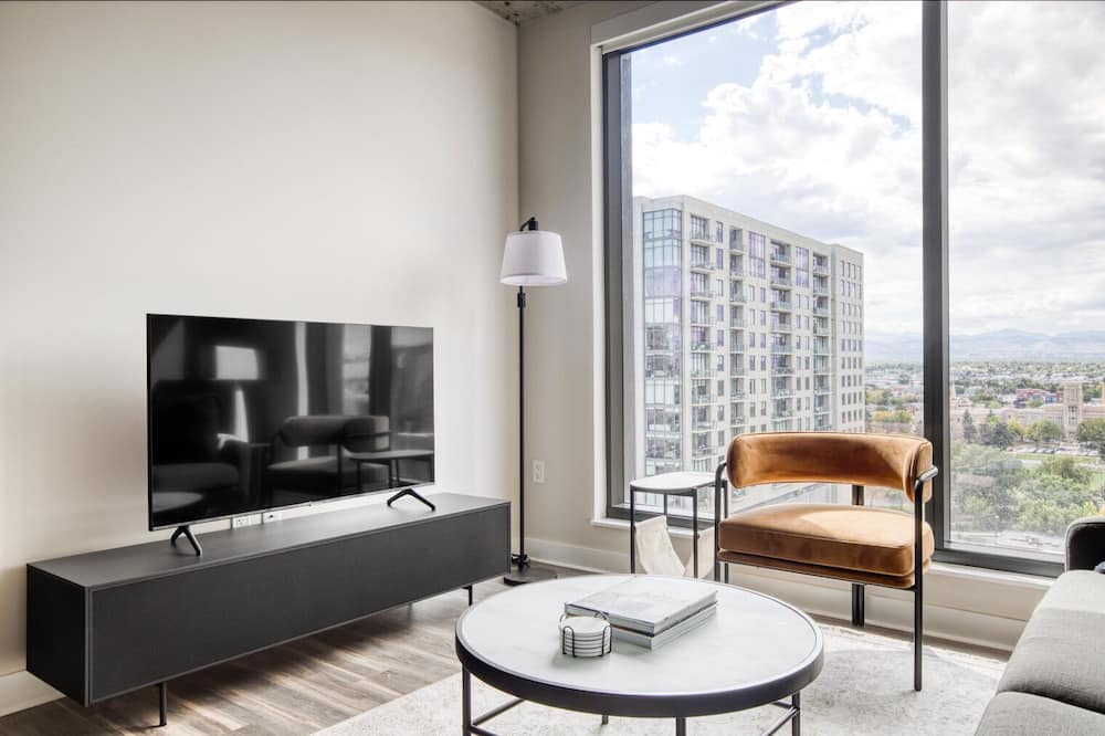 Photo of Livingroom in Golden Triangle