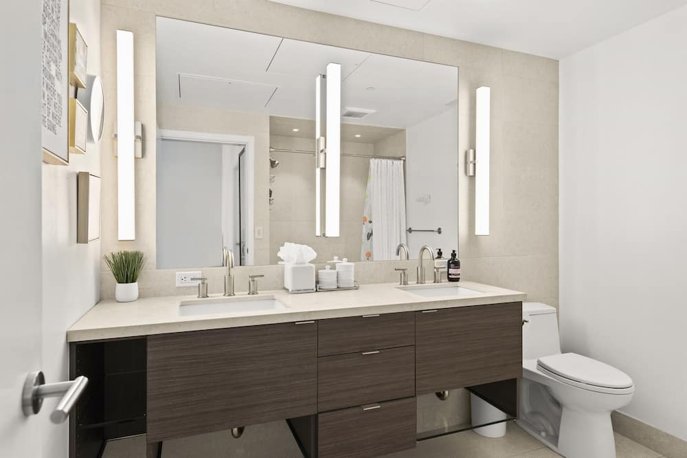 Photo of Bathroom in Carbondale