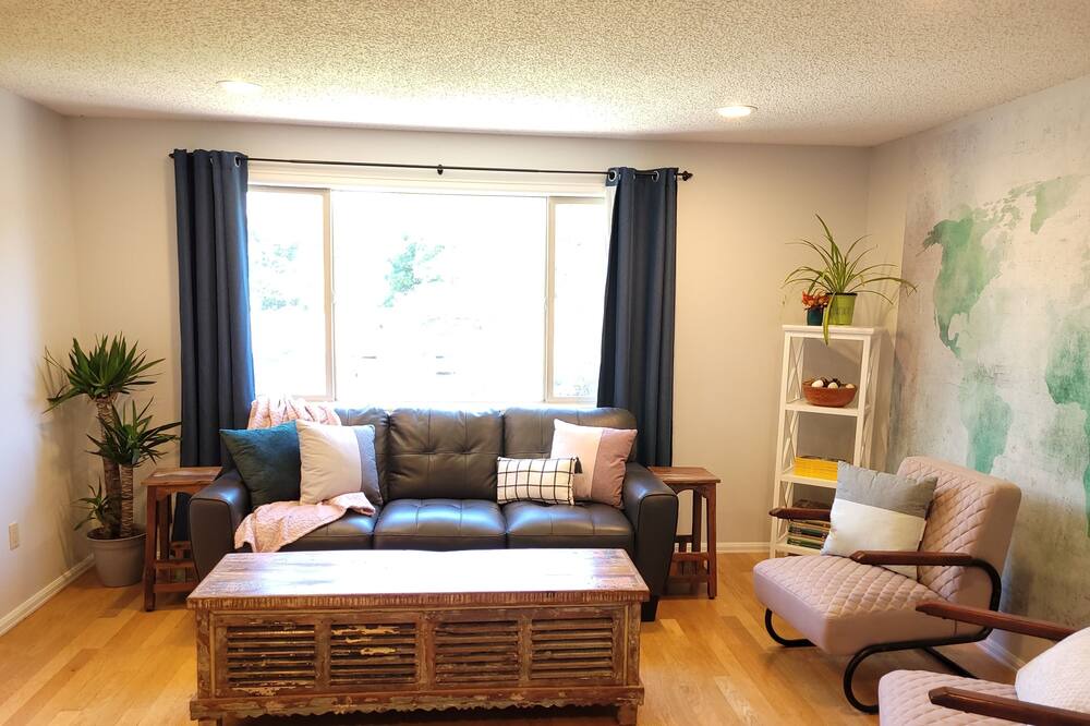 Photo of Livingroom in Greenwood Village